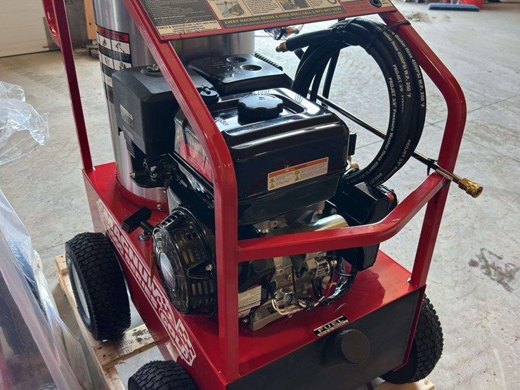easy-kleen-magnum-4000-hot-water-pressure-washing-system-image-2