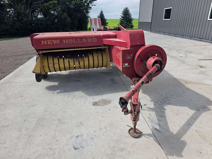 new-holland-268-image-10
