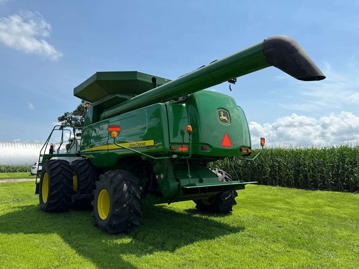 2007-john-deere-9770-sts-image-12