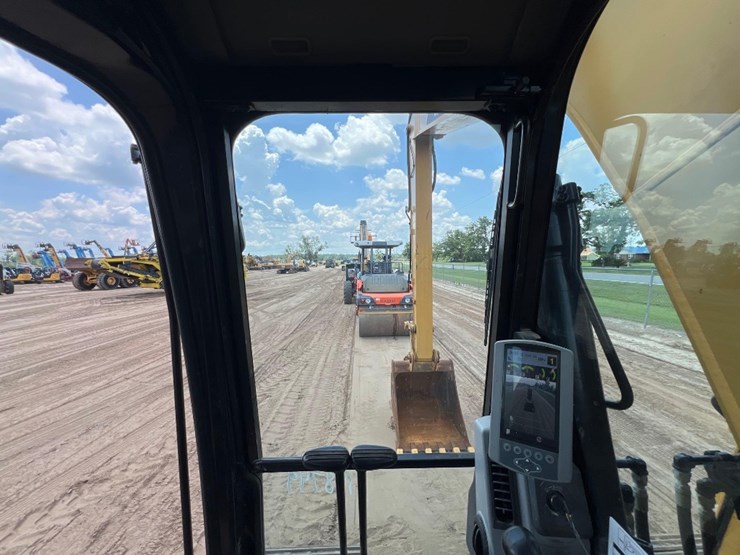 caterpillar-315fl-image-42