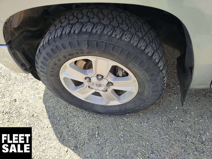 2016-toyota-tundra-image-21