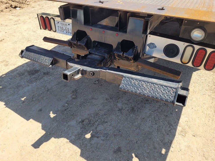 2013-ford-f650-image-5