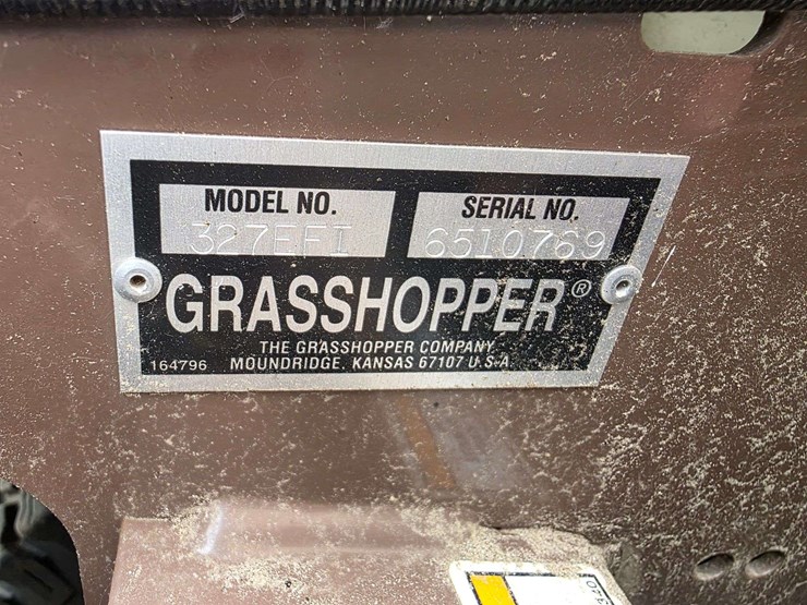 2015-grasshopper-327k-mid-mount-zero-turn-lawn-mower,-rear-discharge,-383-hours,-duramax-61-professi-image-23