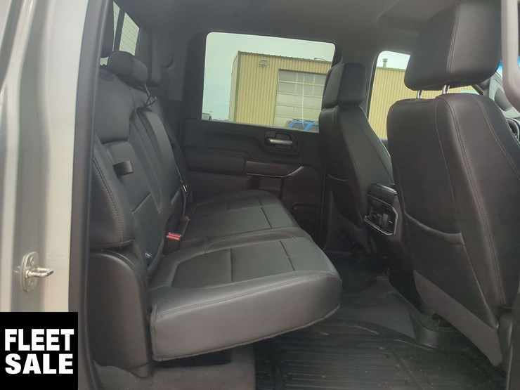 2022-gmc-sierra-2500hd-image-14