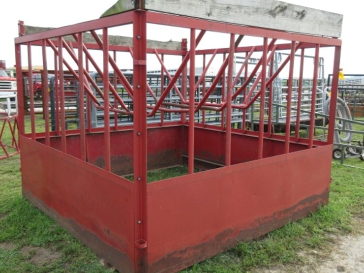 horse-hay-feeder-image-2