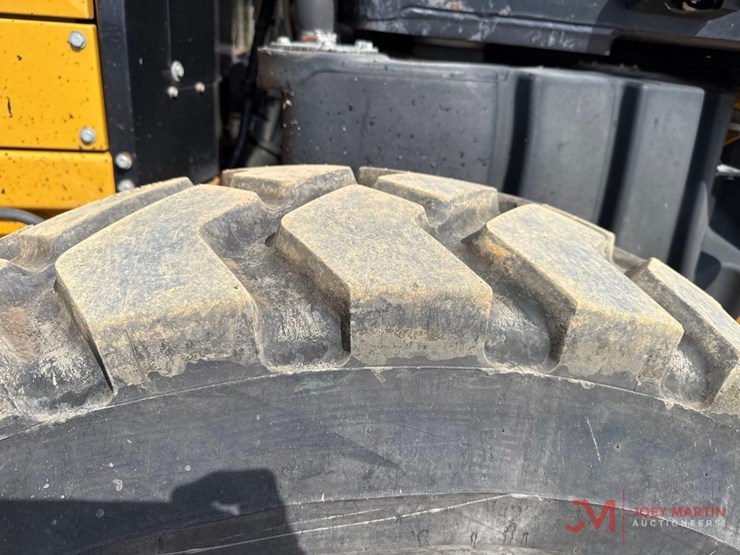 2010-caterpillar-140m-vhp-plus-image-18