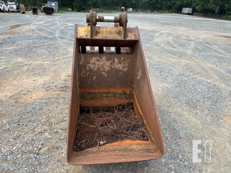 fleco-36"-compaction-bucket-image-2