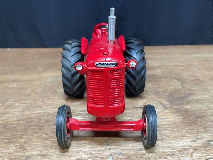 1/16-mccormick-deering-w-6-1990-50th-anniversary-pioneer-collectibles-image-9