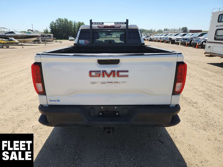 2019-gmc-sierra-1500-image-18