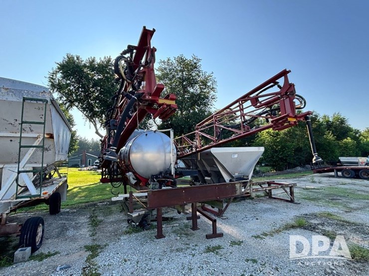 2014-case-ih-610-image-3