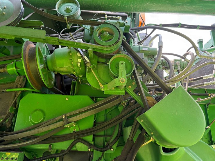 2007-john-deere-9770-sts-image-31