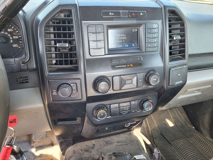 2018-ford-f150-image-10