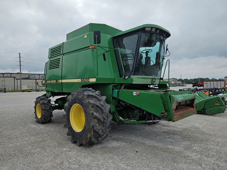 1996-john-deere-9600-image-28