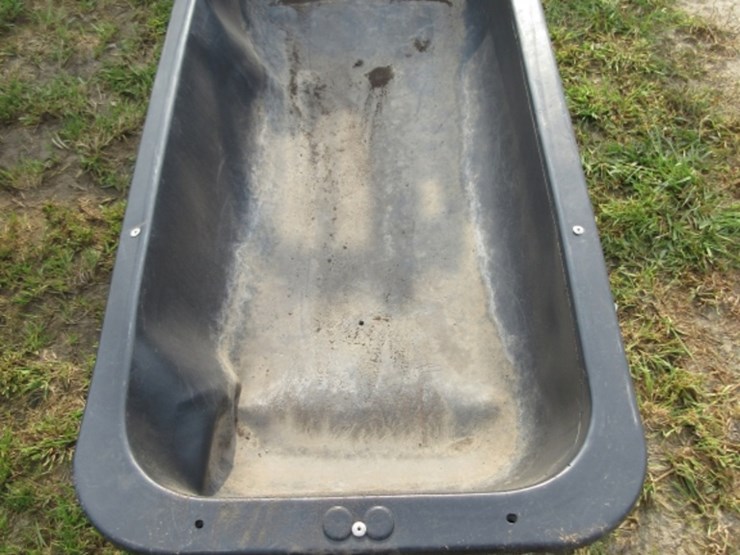 county-line-5'-poly-feed-trough-image-4