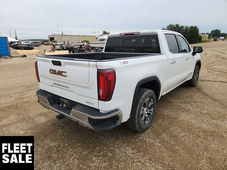 2020-gmc-sierra-1500-image-3