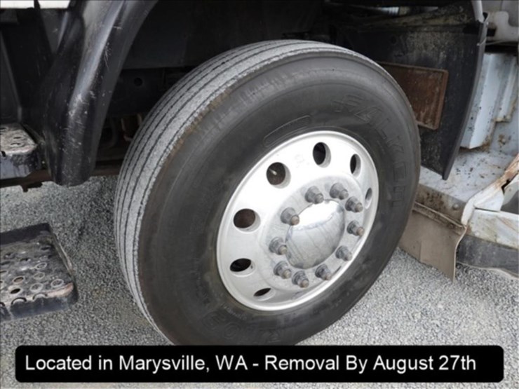 2002-gmc-t7500-image-30