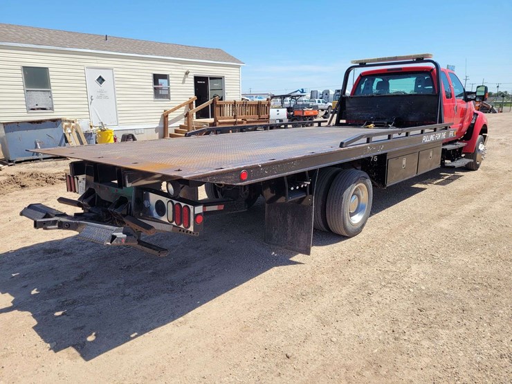 2013-ford-f650-image-3
