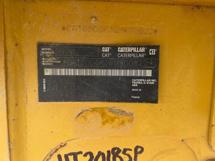 2015-caterpillar-d6k2-xl-image-13
