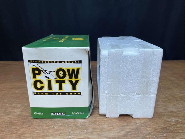 1/16-john-deere-420-crawler-1998-plow-city-nib-ertl-image-3