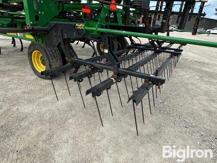 2020-john-deere-2230-60'-field-cultivator-image-17