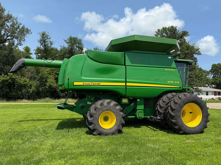 2007-john-deere-9770-sts-image-8