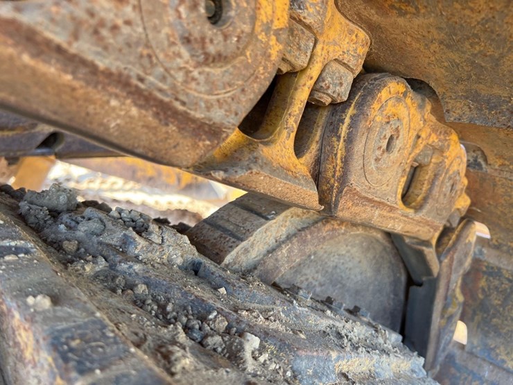 2008-caterpillar-d6t-lgp-image-17