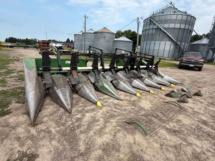 john-deere-843-image-4
