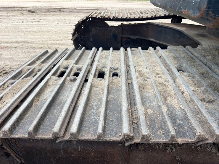 2013-caterpillar-320el-image-32