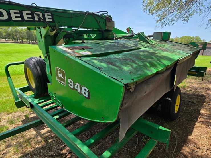 john-deere-946-image-8