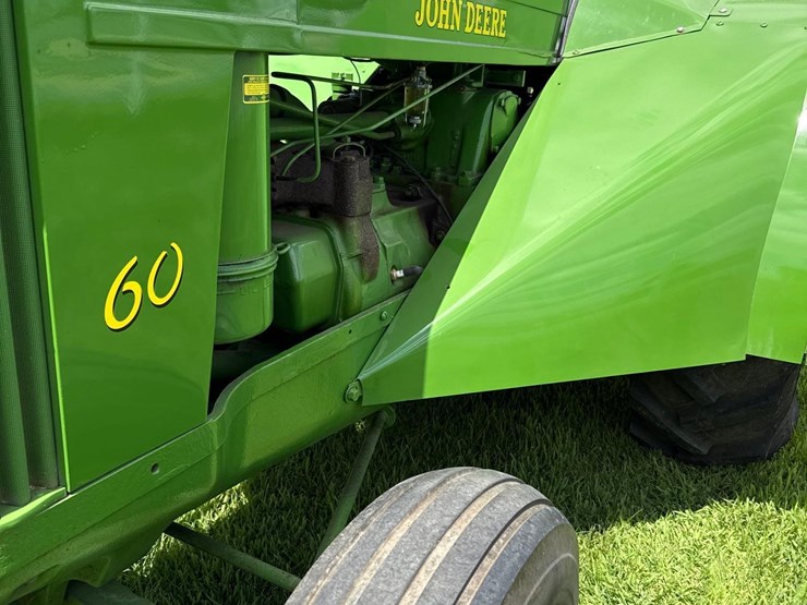 1956-john-deere-60-image-9