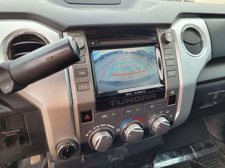 2019-toyota-tundra-sr5-image-11