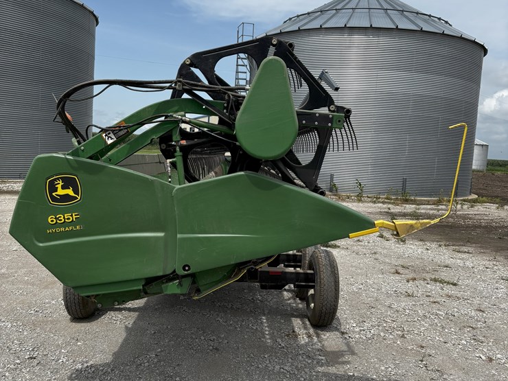2006-john-deere-635f-image-2