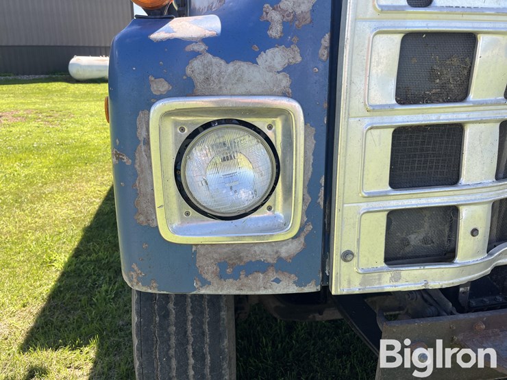 1984-international-f2375-t/a-silage-truck-image-11