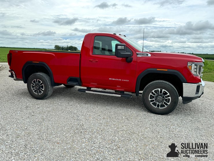 2023-gmc-2500hd-image-4