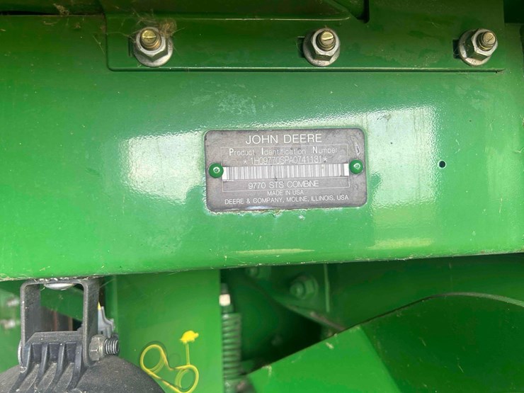 2011-john-deere-9770-sts-image-17