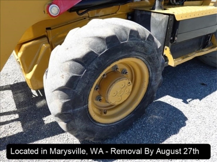 2012-caterpillar-420f-image-11