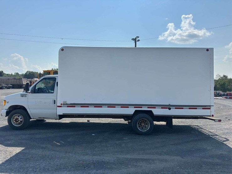 2000-ford-e450-image-6