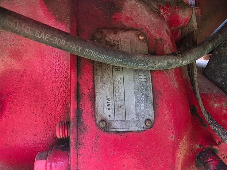 farmall-h-with-dual-loader,-wide-front,-6.00-16-fronts,-13.6-38-rears,-540-pto-with-loader-pump,-whe-image-9