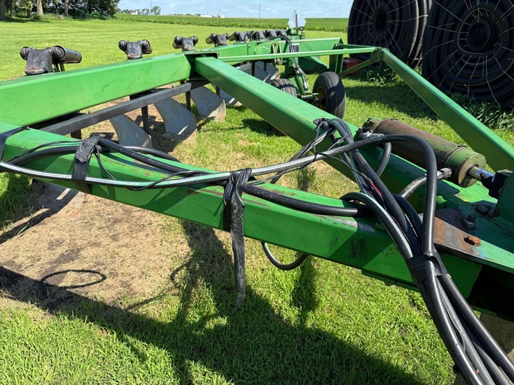 john-deere-3710-image-11