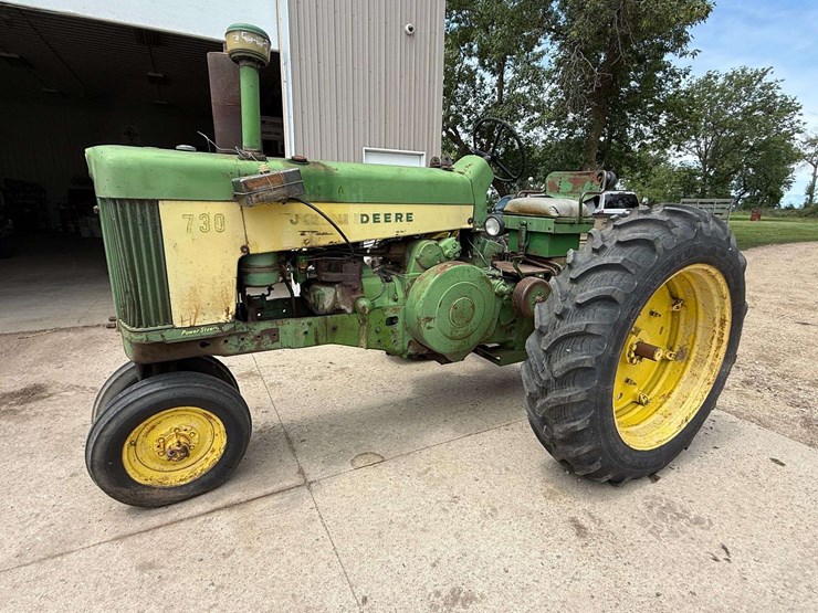 1959-john-deere-730-image-15