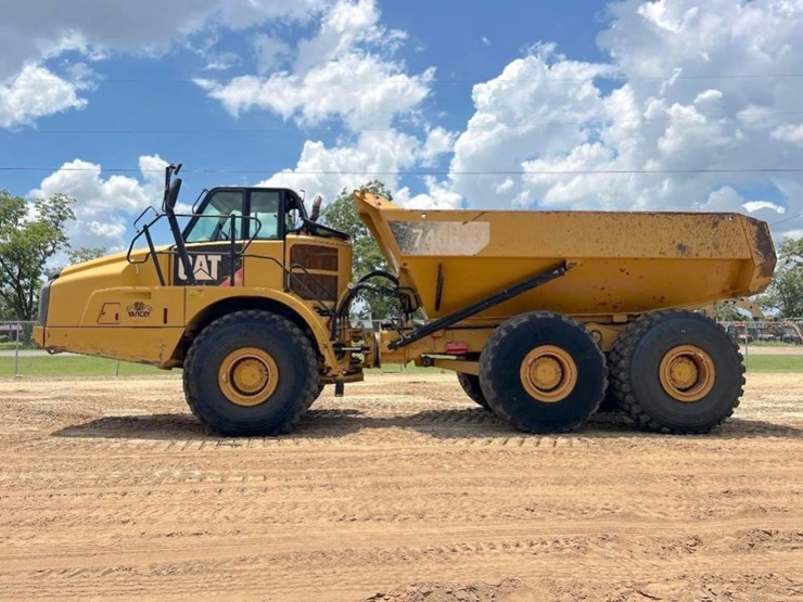 caterpillar-740b-image-1