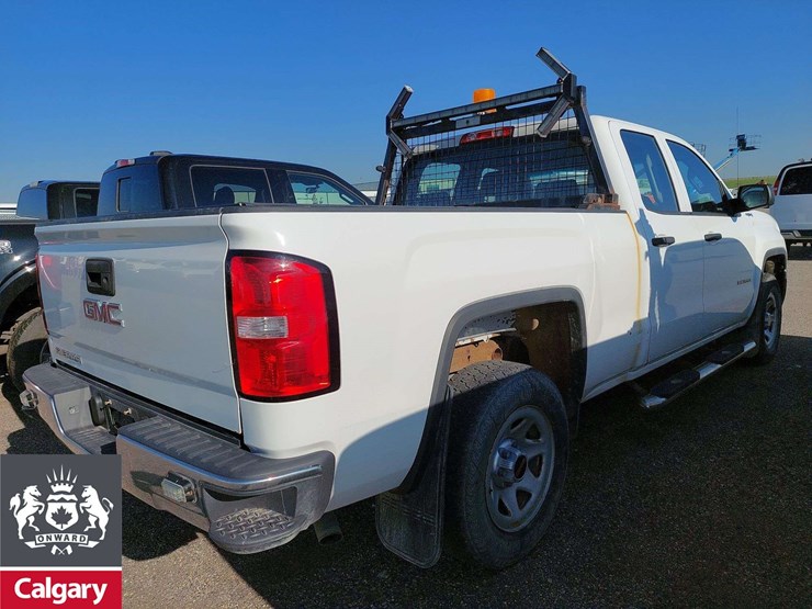 2017-gmc-sierra-1500-image-4