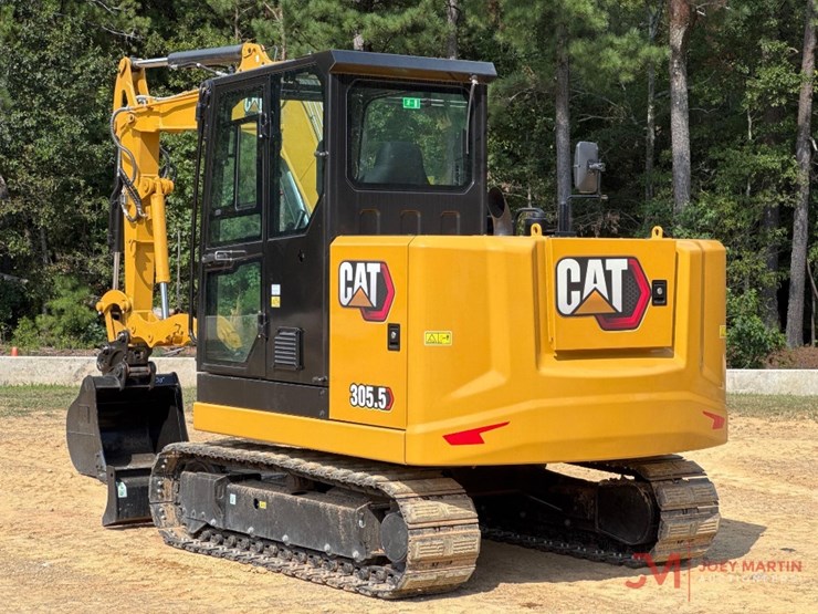 2025-caterpillar-305.5-image-1