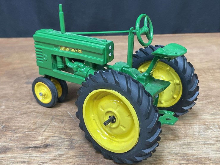 1/16-john-deere-h-1988-back-east-nib-nb&k-image-5
