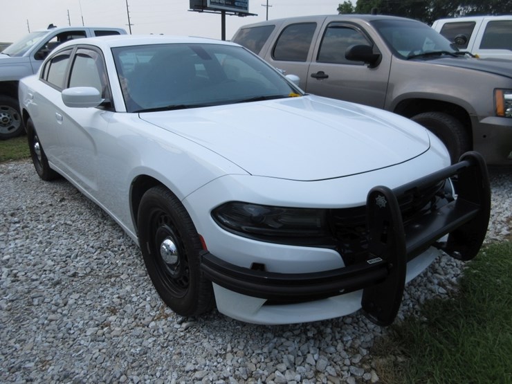 2017-dodge-charger-image-2