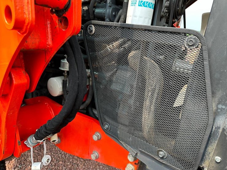 2015-kubota-m110gx-image-48