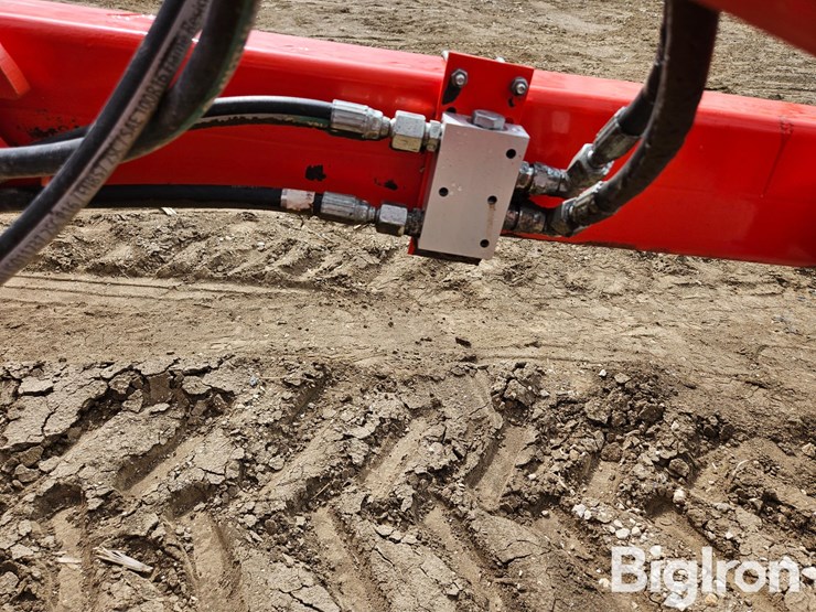 2012-kuhn-krause-8200-flex-wing-tandem-disk-harrow-image-12