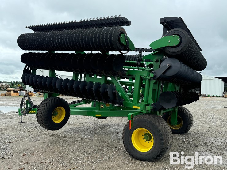 2023-john-deere-2680h-image-7