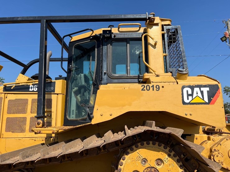 2008-caterpillar-d6t-lgp-image-32