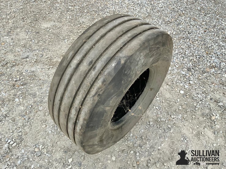 carlisle-12.5l-15-implement-tire-image-7